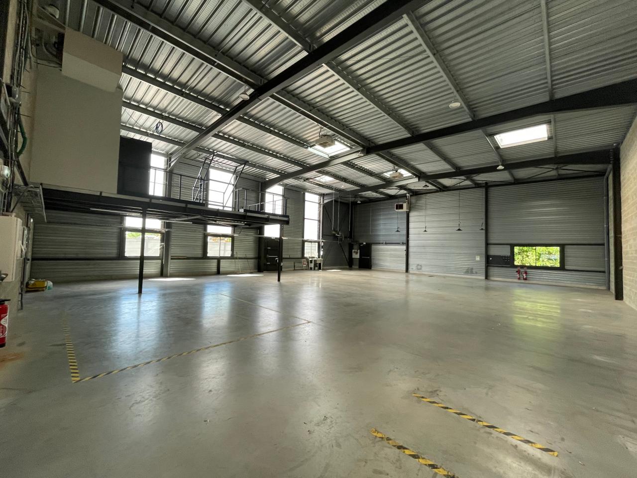 Local d'activité Sartrouville 640m² Vente local d'activité Sartrouville Yvelines OVACT2533672 0